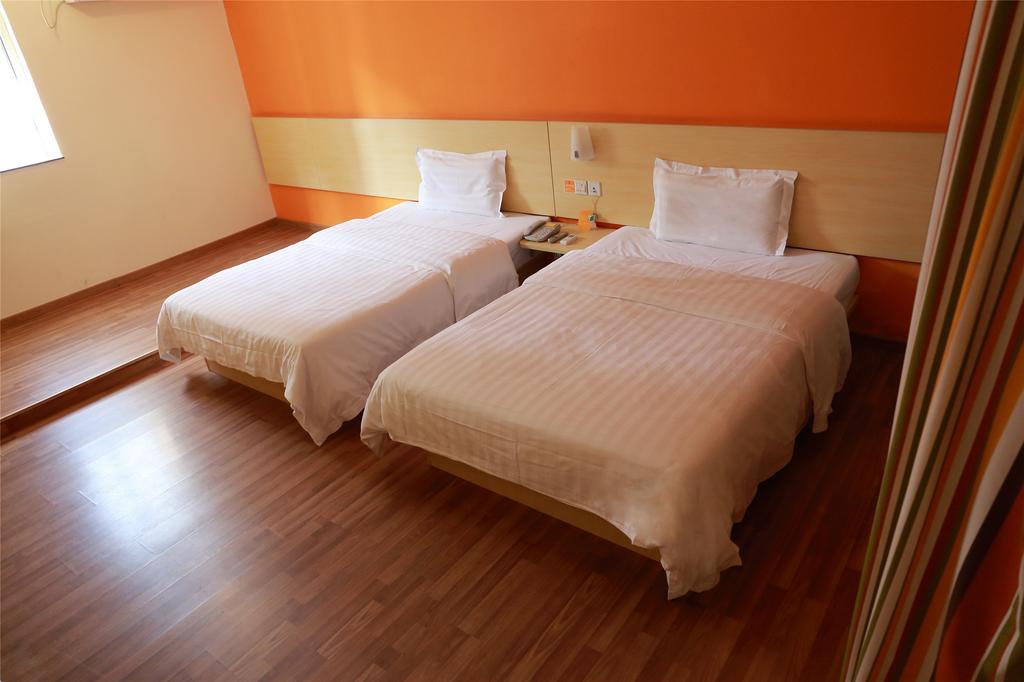 7Days Inn Dunhuang Night Fair Habitación foto